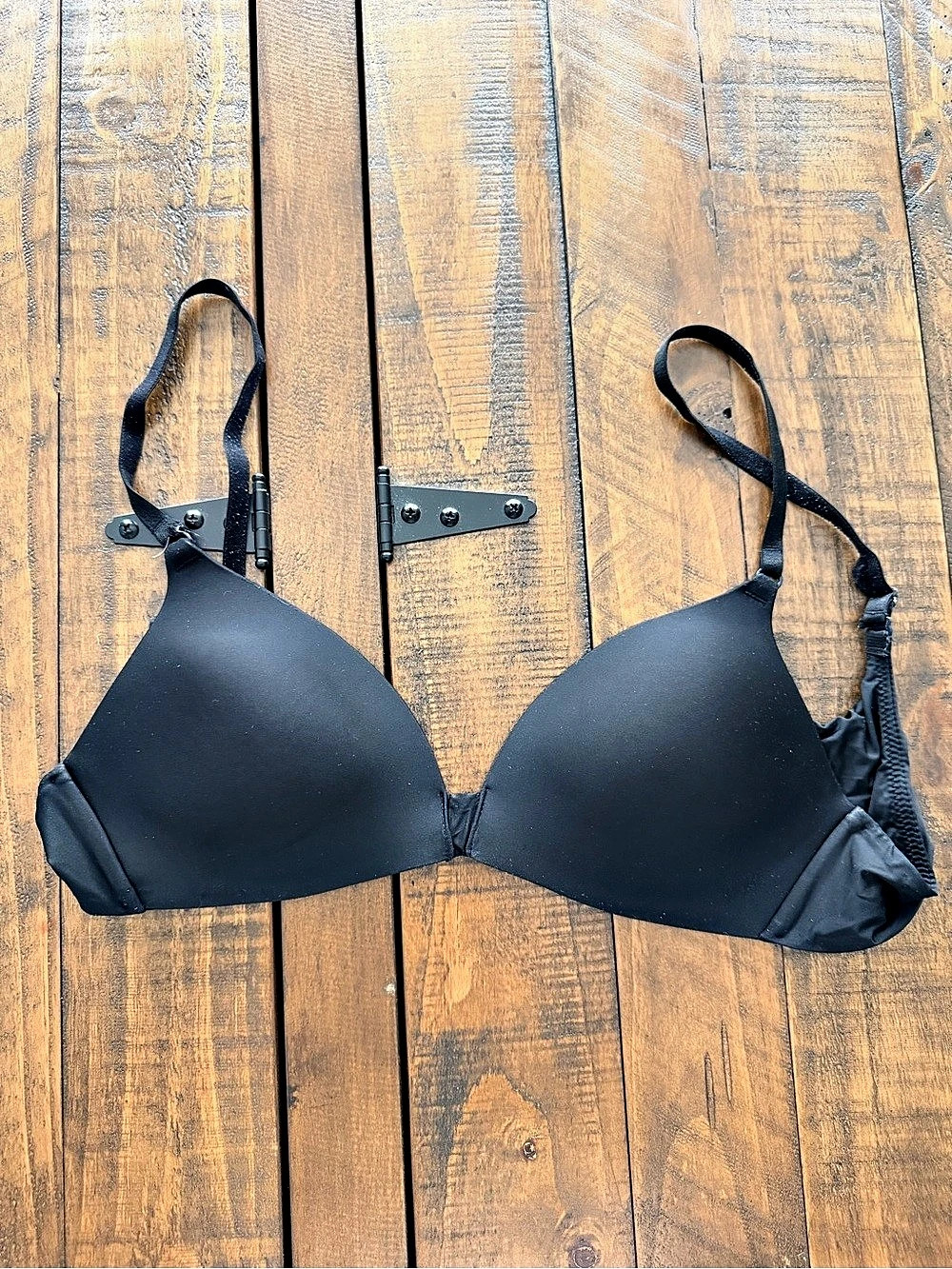 Victoria's Secret Lightly Lined Wireless Bra Black 36A